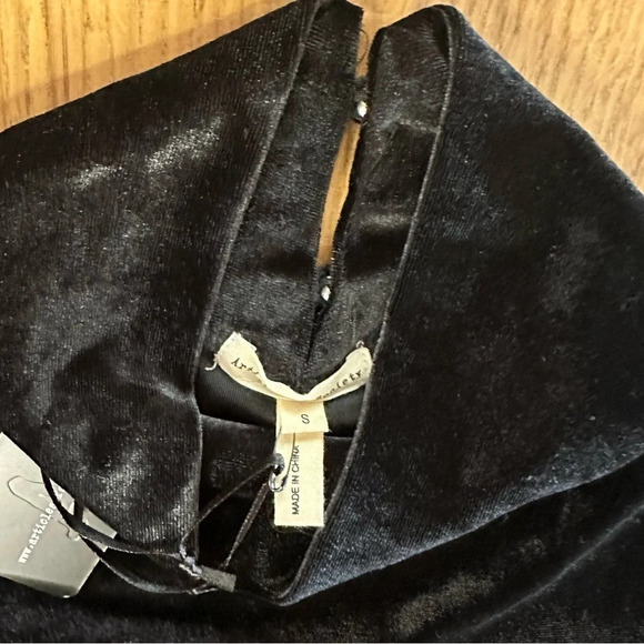 ARTICLES OF SOCIETY NWT black velour mock neck long sleeve thong bodysuit, sz S - Picture 4 of 8